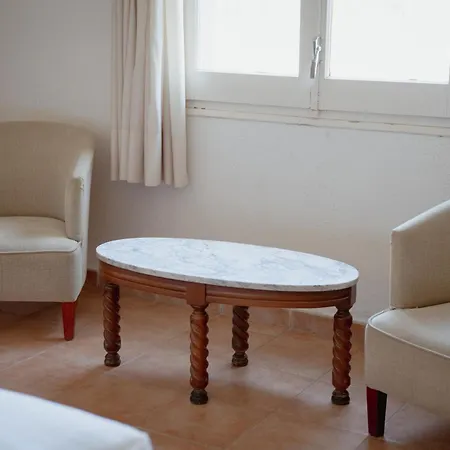 Bertran בית הארחה Salas de Pallas